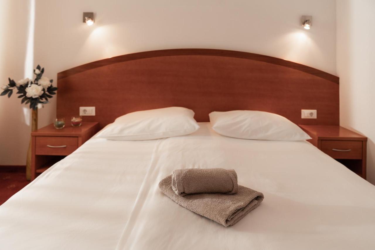 Hotel Medno Exterior foto